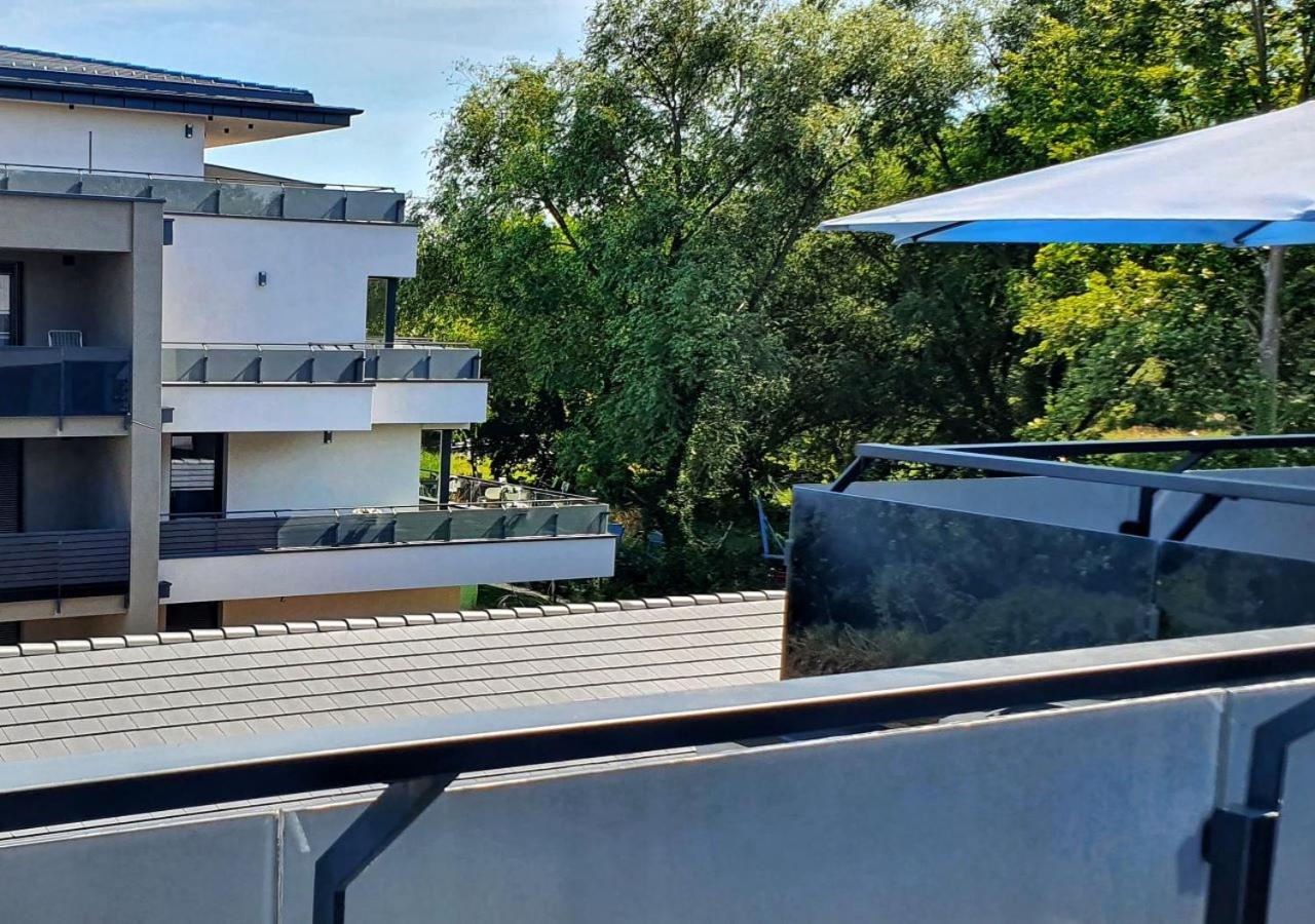 Marina Apartment By Dora Keszthely Exteriér fotografie